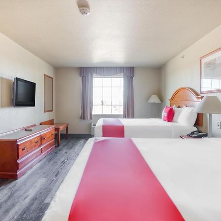 Oyo Townhouse Wichita Falls West Buitenkant foto